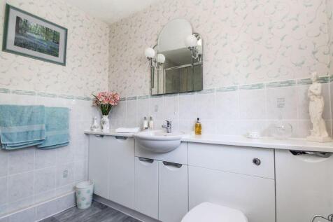 Bedroom One En-Suite