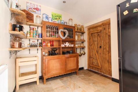 Walk In Pantry