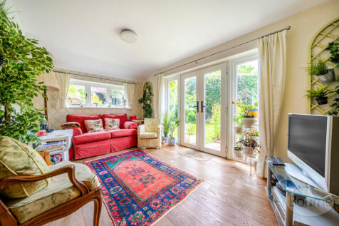 dc0d995e-bb0d-426...