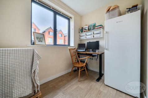 a1b94292-dde5-43d...