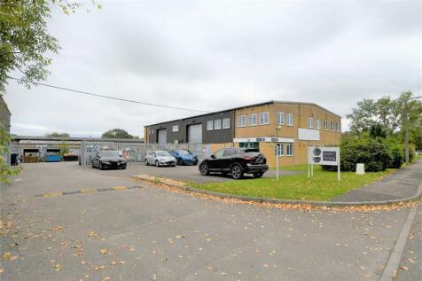 Commercial properties to rent in Westfield Industrial Estate