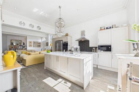 Open Plan Living Kitchen