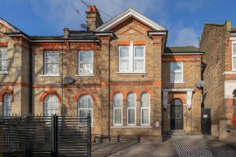 Clova Road E7