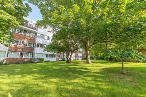Bourne Court