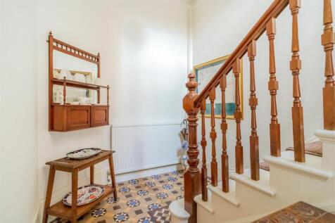 16 Carlisle Road_21.jpg