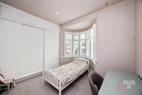 Berriedale Avenue 14-007.jpg