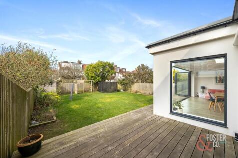 Berriedale Avenue 14-025.jpg