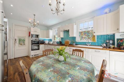 Addison Road, 84-017.jpg