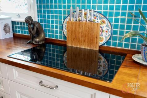 Addison Road, 84-019.jpg