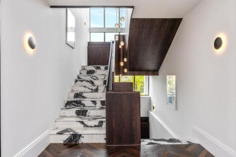 Dyke Road, 77b-008.jpg