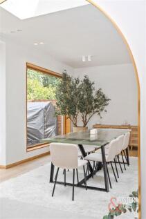 Vallance Road, 21_015.JPG