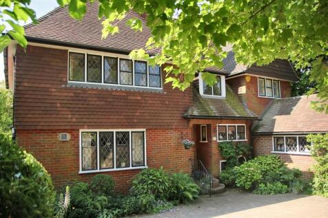 Front of house from left side.jpg