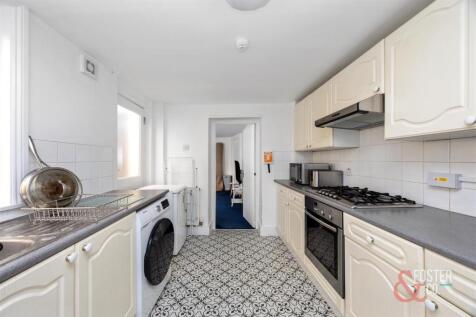 Lansdowne Place, 44-021.jpg