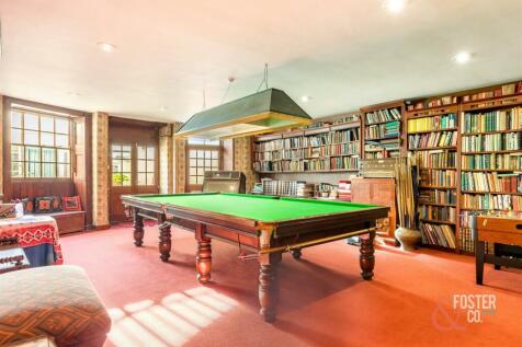 Eastern Terrace 9-21.jpg