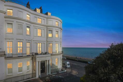 Eastern Terrace 9-57.jpg