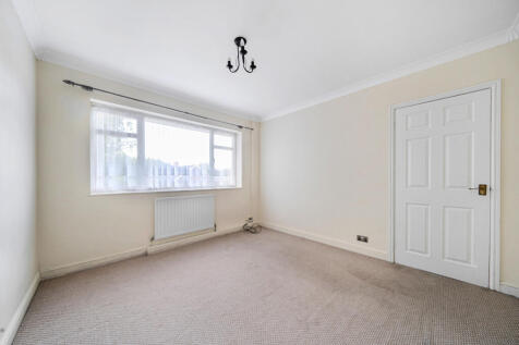 1347940-12-68b5e9...