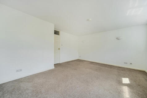 1336094-8-689de35...