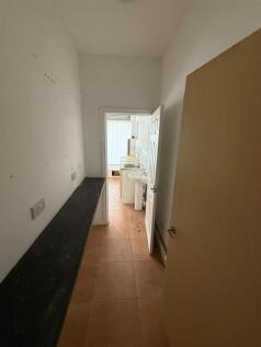 WhatsApp Image 2025-10-06 at 10.56.35 (1).jpeg