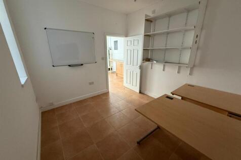 WhatsApp Image 2025-10-06 at 10.55.05.jpeg