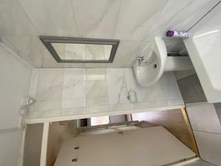 bathroom1