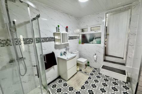 G/F Bathroom