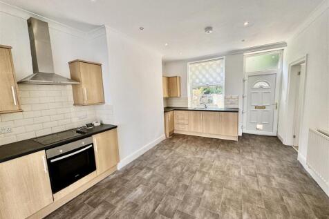 Fl 2 - Dining Kitchen