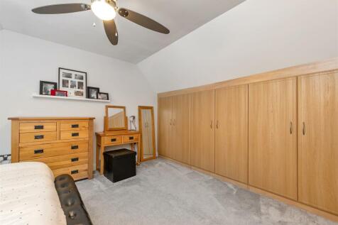 3ElderberryClose-53.jpg
