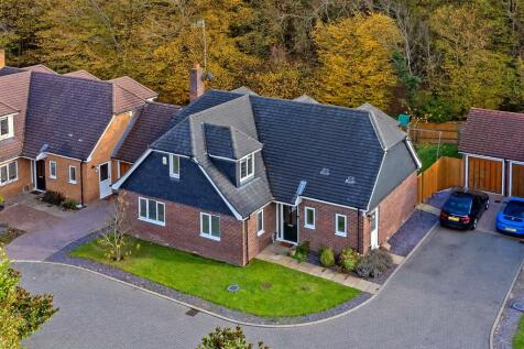 3ElderberryClose-7.jpg