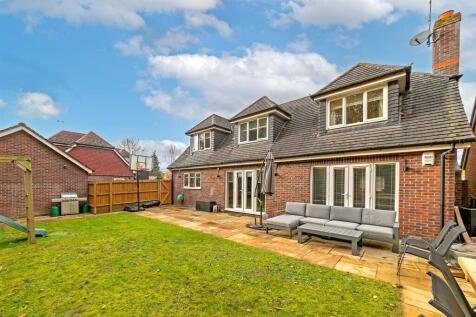 3ElderberryClose-59.jpg