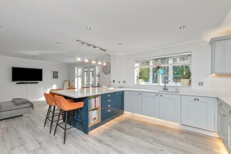 3ElderberryClose-35.jpg