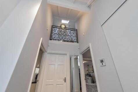 30NewlynClose-11.jpg