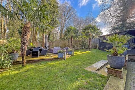 30NewlynClose-66.jpg