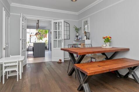 5LadysmithRoad-21.jpg