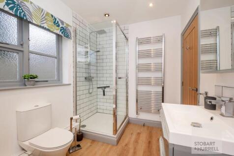Bath &amp; Shower Room