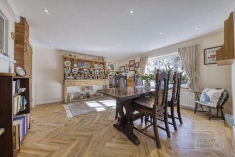 Dining Room Alternative 