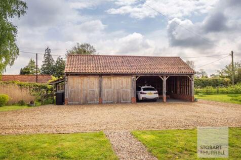 Garage &amp; Carport
