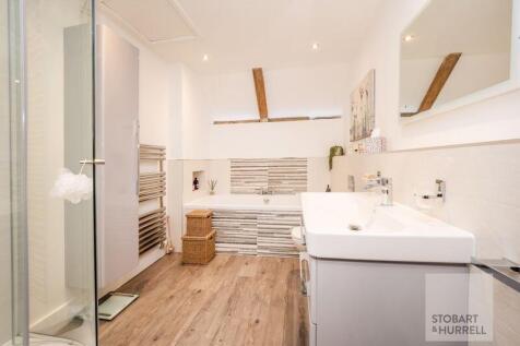 Bath &amp; Shower Room