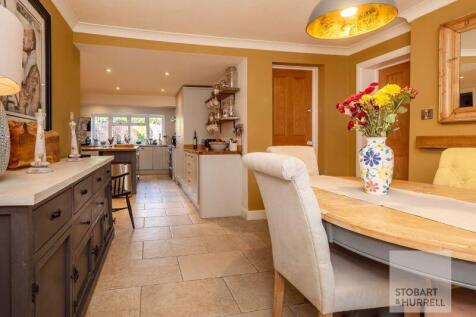 Dining Room to Kitchen