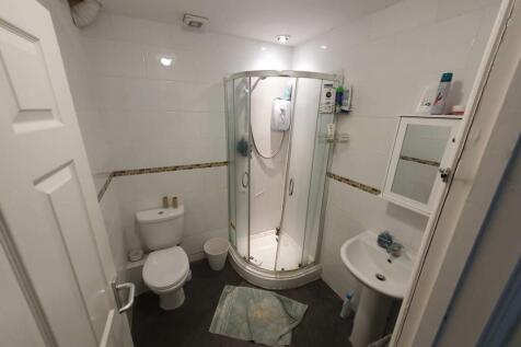 First Floor Bathroom