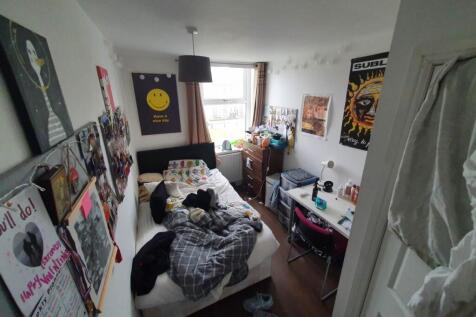 First Floor Front Ri