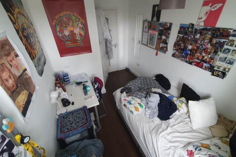 First Floor Front Ri