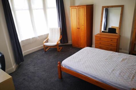 First Floor Front Be