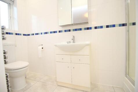 Bedroom 2 En-Suite