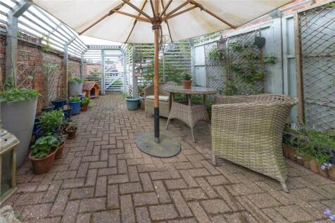 Courtyard Garden