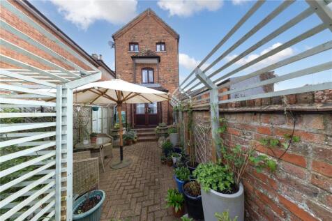 Courtyard Garden