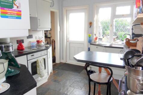 KITCHEN/BREAKFAST RM