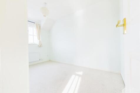 CAM02365G0-PR0064-STILL011 (4).jpg