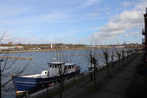 Docks