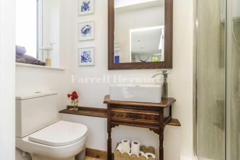 Garden Room Shower a