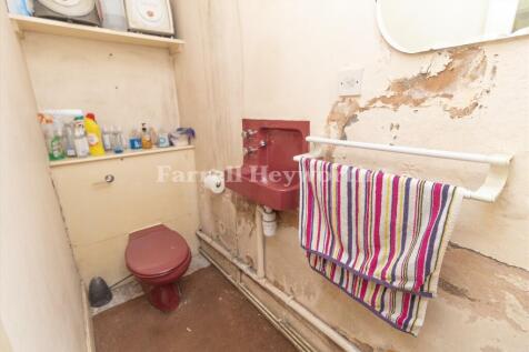 Post Office WC